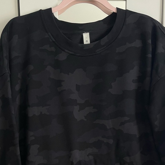 Lululemon perfectly oversized sweatshirt - Picture 3 of 10